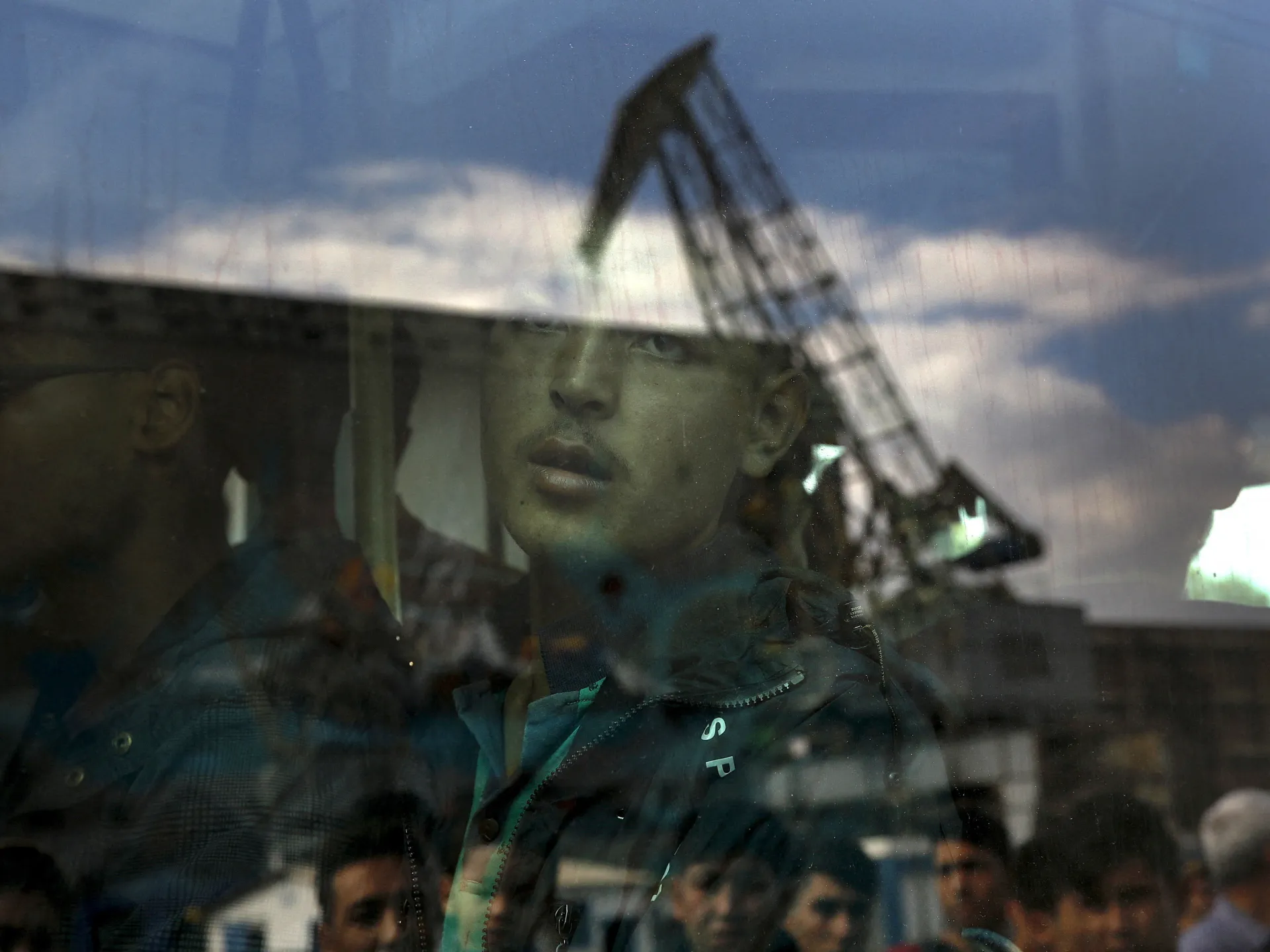 Greece reopens Syrian and Afghan asylum cases, hoping for returns