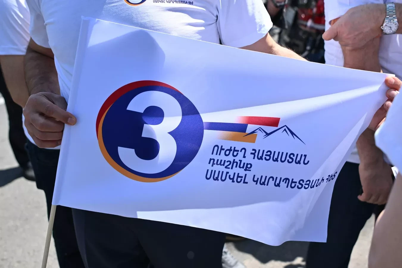 Մասիսում հարձակվել են «Ուժեղ Հայաստանի» թիմակիցների՝ այդ թվում և կանանց վրա