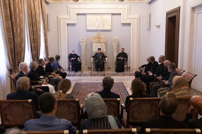 Կաթողիկոսը հանդիպել է Դանիայի Ավետարանական Լյութերական եկեղեցու շուրջ 30 հոգևորականներին և ուխտավորներին