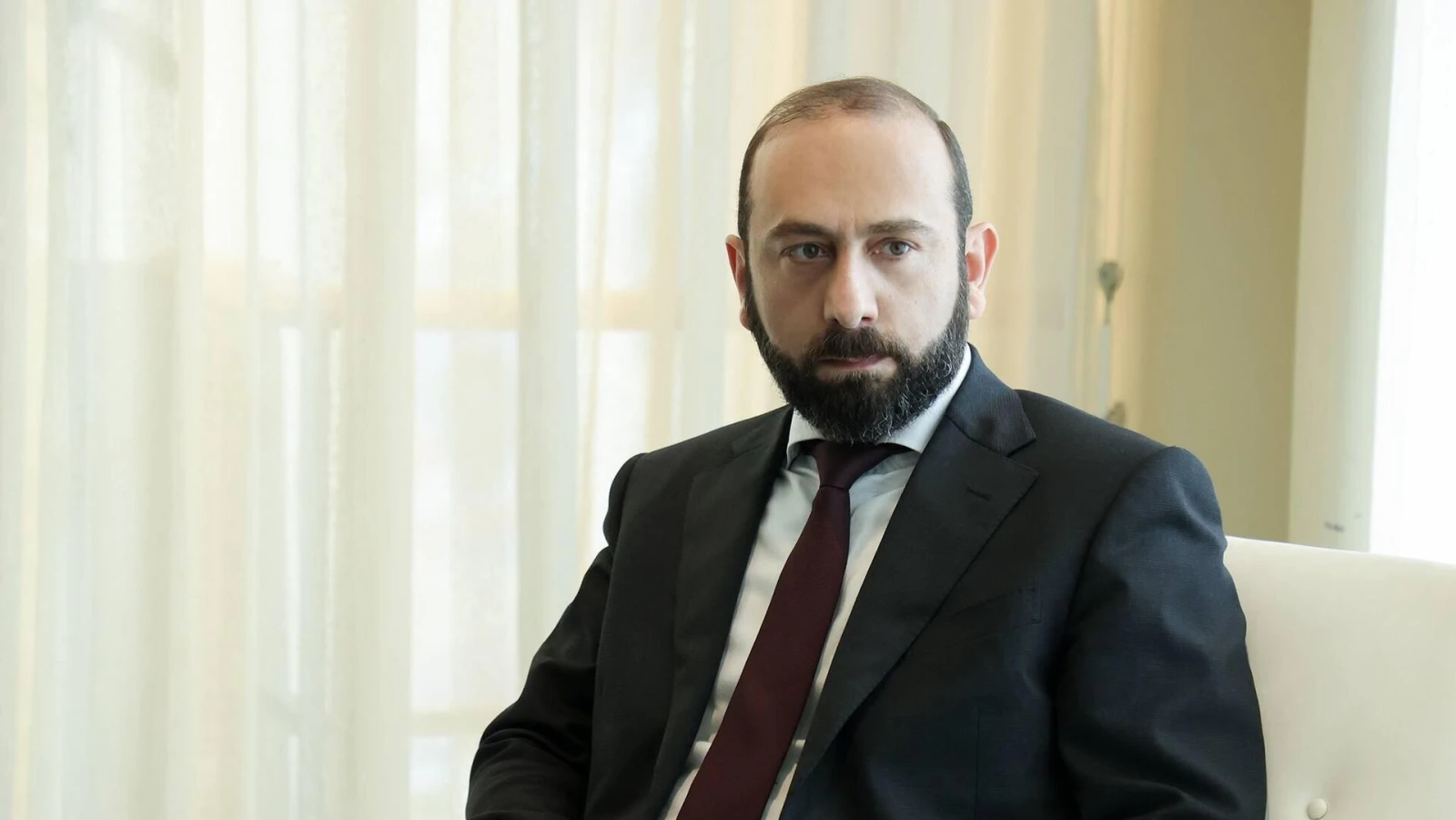 Մինչ մեզ հարաբերություններն այնքան փայլուն էին, որ ՌԴ-ն Ադրբեջանին 5 միլիարդ դոլարի զե՞նք վաճառեց. ՀՀ ԱԳ նախարար
