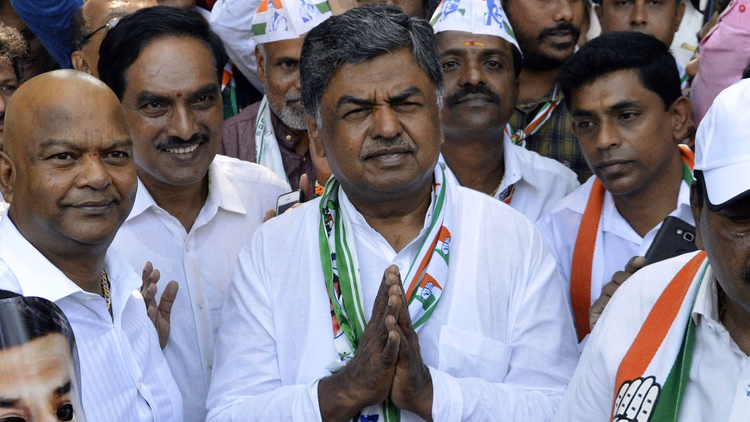 BK Hariprasad: कर्नाटक कांग्रेस के नए अध्यक्ष बने बीके हरिप्रसाद, डीके शिवकुमार की जगह लेंगे