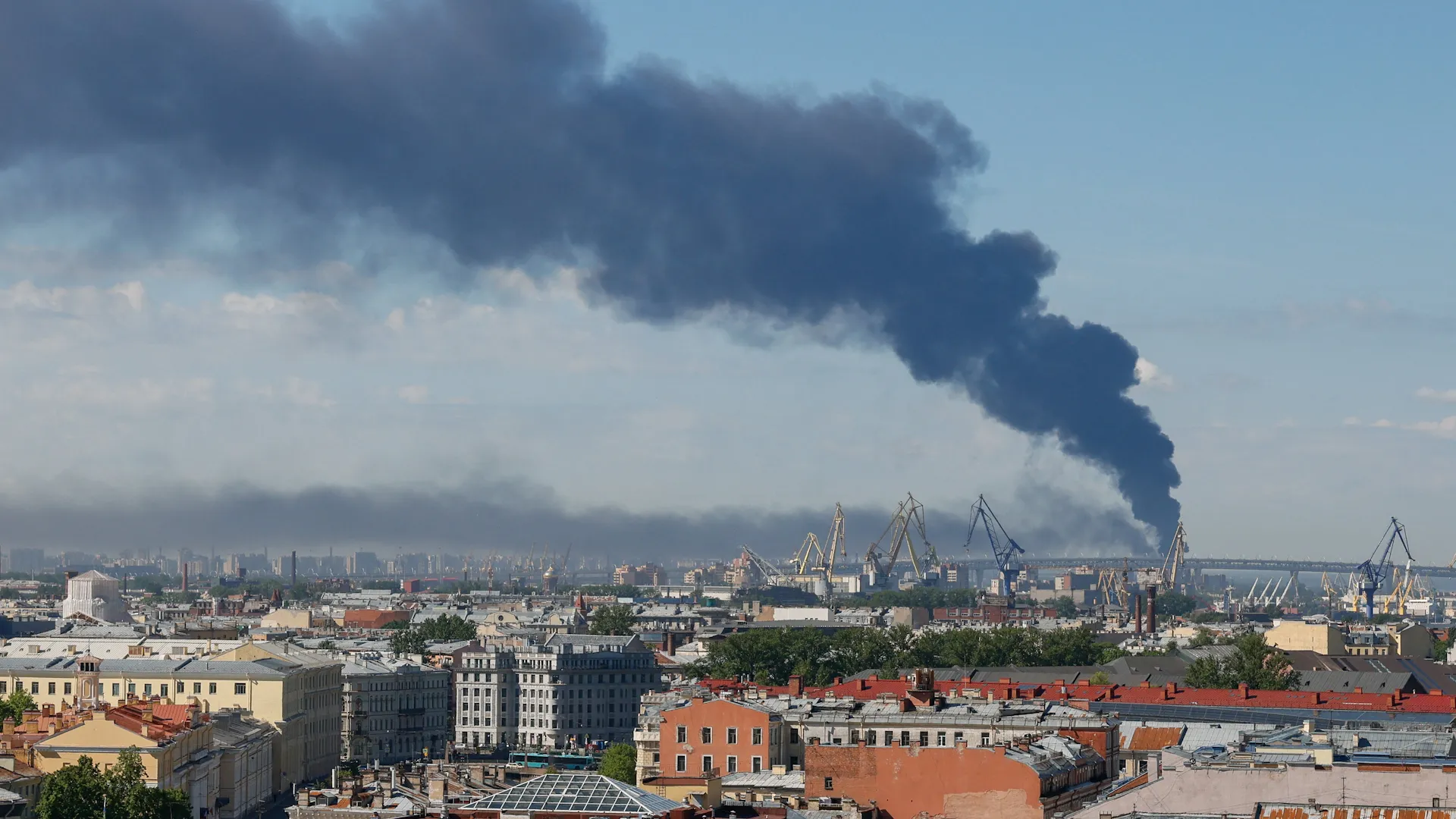 Ukraine attacks St Petersburg as Russia hosts its own ‘Davos’