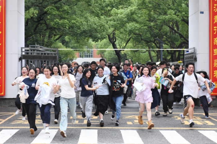 高温天气警惕热射病 医生提醒：黄金急救时间仅半小时