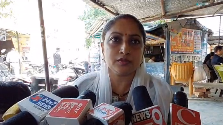 सीएम शुभेंदु पीए हत्याकांड: बलिया के आरोपी मोनू ने किया सरेंडर, पत्नी बोली- पति निर्दोष, मुझे सीबीआई पर भरोसा