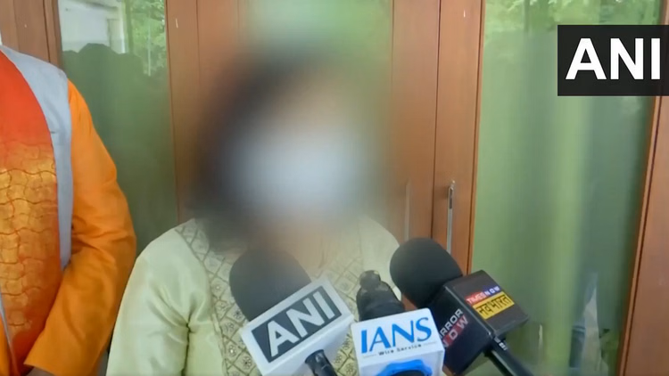 Wipro: 'जांच में कर रहे पूरा सहयोग', पूर्व कर्मचारी पर धर्मांतरण के लिए दबाव डालने के आरोप पर विप्रो