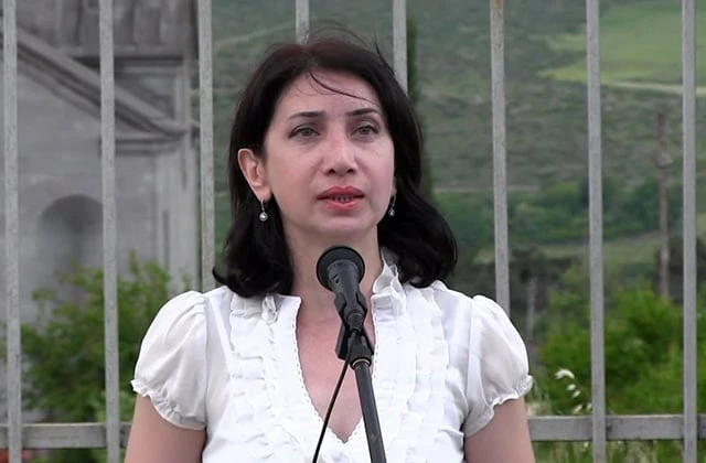 ՔՊ-ի աջակիցների մեքենան վրաերթի է ենթարկել ընդդիմադիրներին, կան ծանր վիրավորներ. Սոնա Աղեկյան (վիդեո)