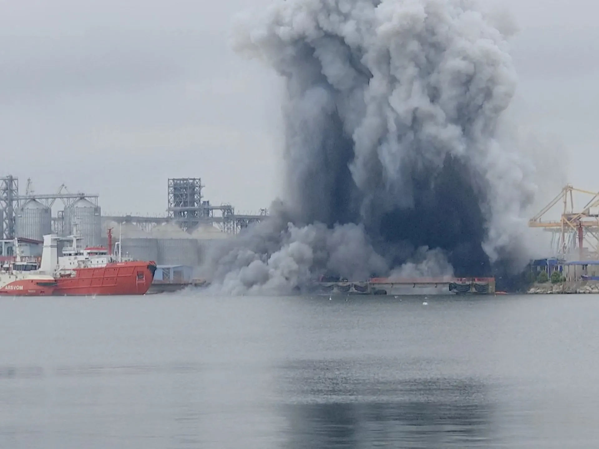 Drone explosion in Romanian port spurs Ukraine war spillover fears