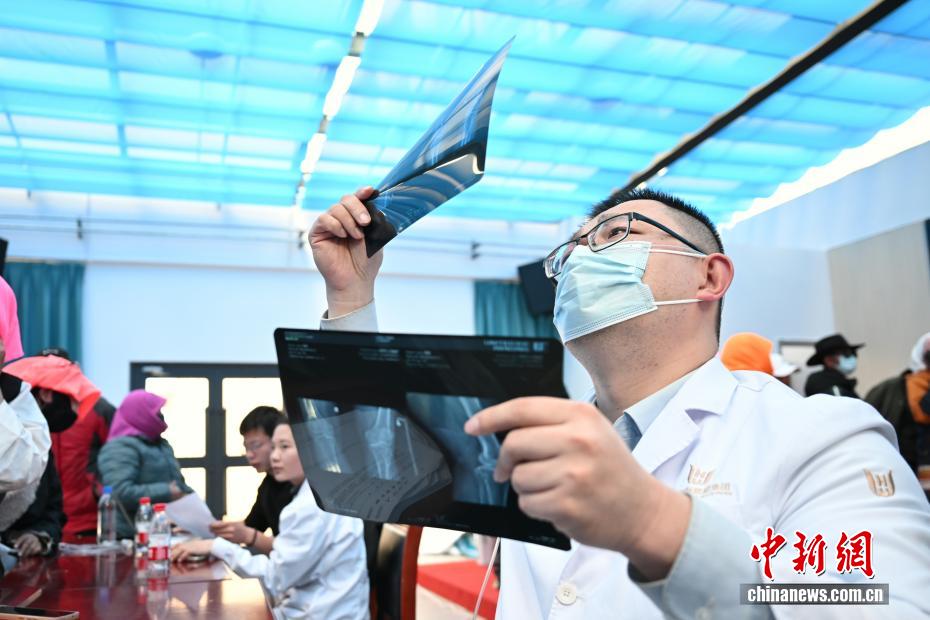 中国红基会“天使之旅——西藏大病患者筛查救助行动”走进安多