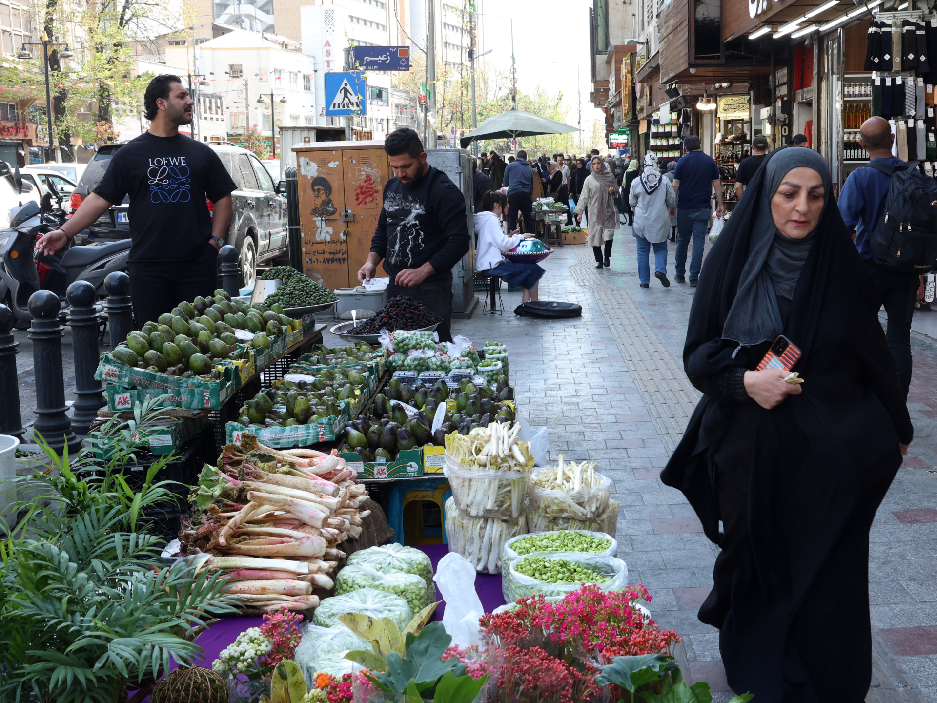 From online class to Revolution Square: A Tehran teacher’s routine amid war