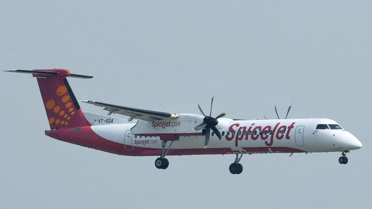 SpiceJet: स्पाइसजेट बेड़े में जोड़ेगी तीन एयरबस ए320 विमान, बोइंग 737 मैक्स भी सेवा में वापस लाया गया