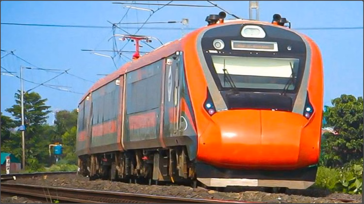 Railways: जम्मू-कश्मीर की रेल कनेक्टिविटी को मिलेगा बढ़ावा,अब अनंतनाग में भी रुकेगी वंदे भारत