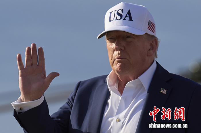 特朗普称伊方直接致电请求停止轰炸 伊朗否认