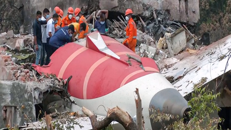 Air India Tragedy: एक वीडियो से बदली जिंदगी, बना एरोप्लेन बॉय; मोबाइल कैमरे में कैद है 260 मौत से पहले का मंजर