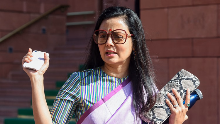 TMC: ' पहले इस्तीफा दें फिर भाजपा के टिकट पर लड़ें चुनाव', महुआ मोइत्रा ने 19 बागी सांसदों पर साधा निशाना