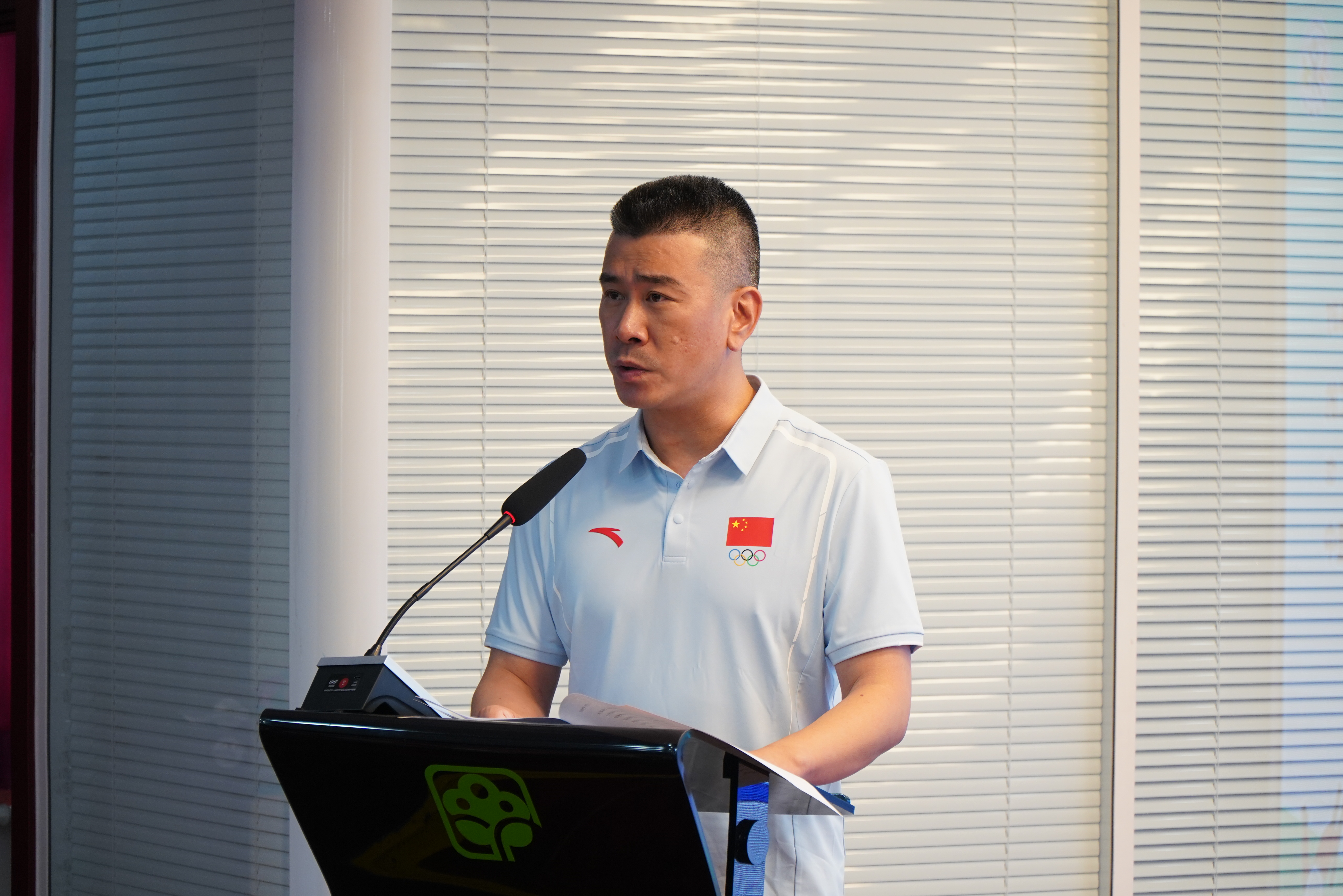 韩晓鹏：人生就像广阔的滑雪场，我们需要带着勇气直面挑战