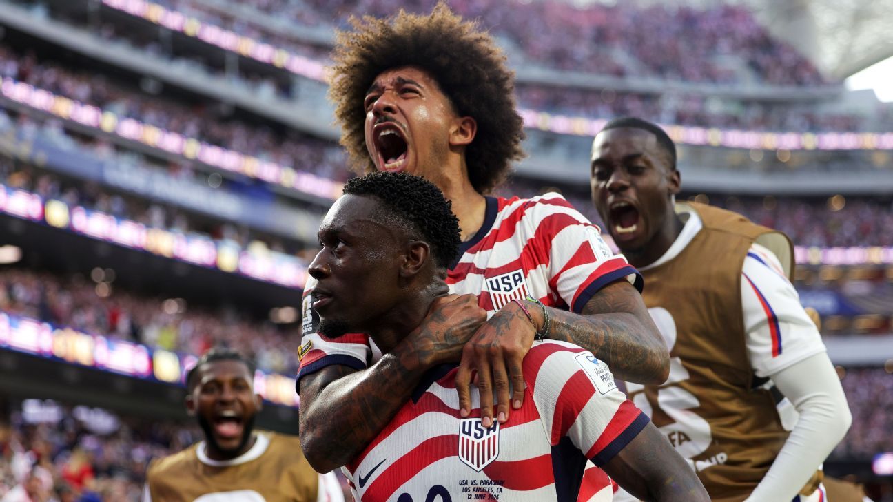 U.S. starts in style with largest WC win since 193...