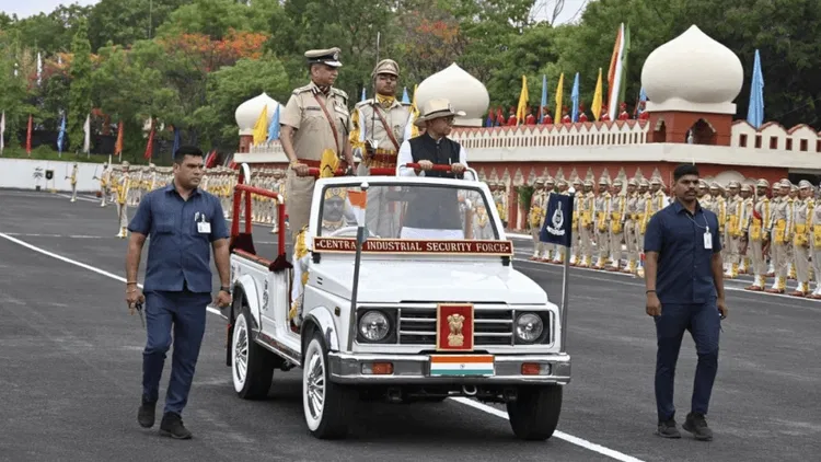 CISF: सीआईएसएफ में शामिल हुए 200 अधिकारी; 39वें बैच के 76 असिस्टेंट कमांडेंट और 124 एसआई की पासिंग आउट परेड