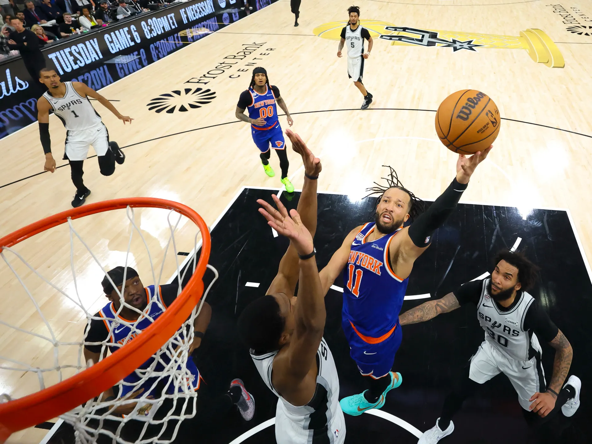 Knicks clinch first NBA title in 53 years with win over Spurs in Game 5