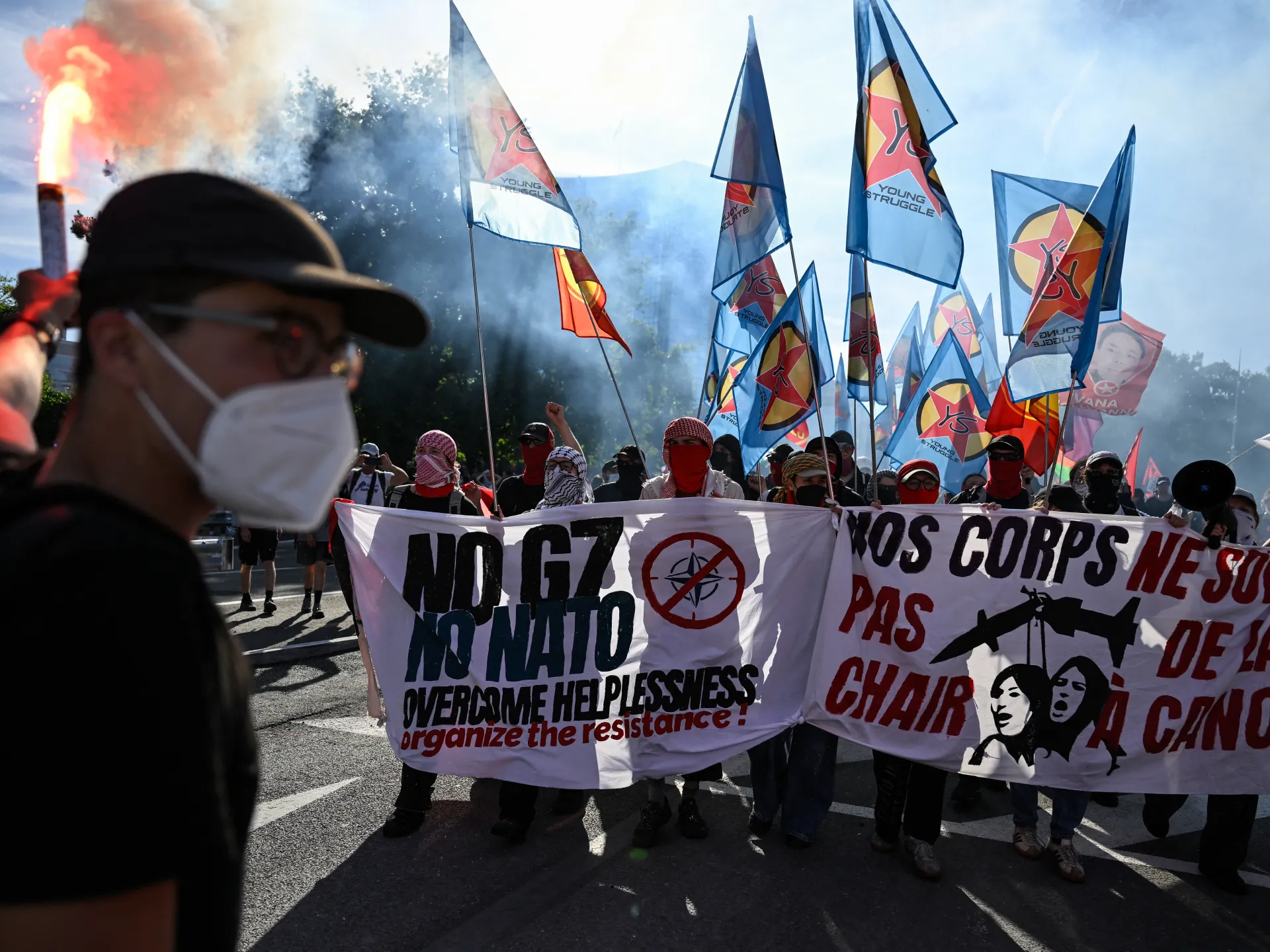 Geneva police use force as G7 protest escalates into violence