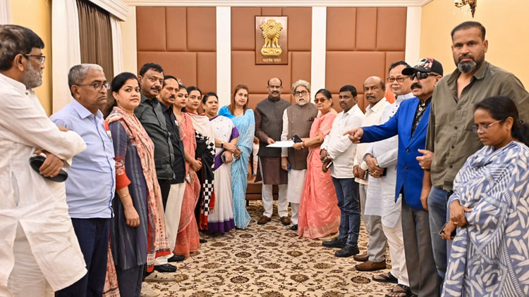 ₹75 के बैंक बैलेंस से 5वीं बड़ी पार्टी तक: सांसदों के विलय के एलान के बाद चर्चा में आई NCPI, जानें प्रमुख कौन