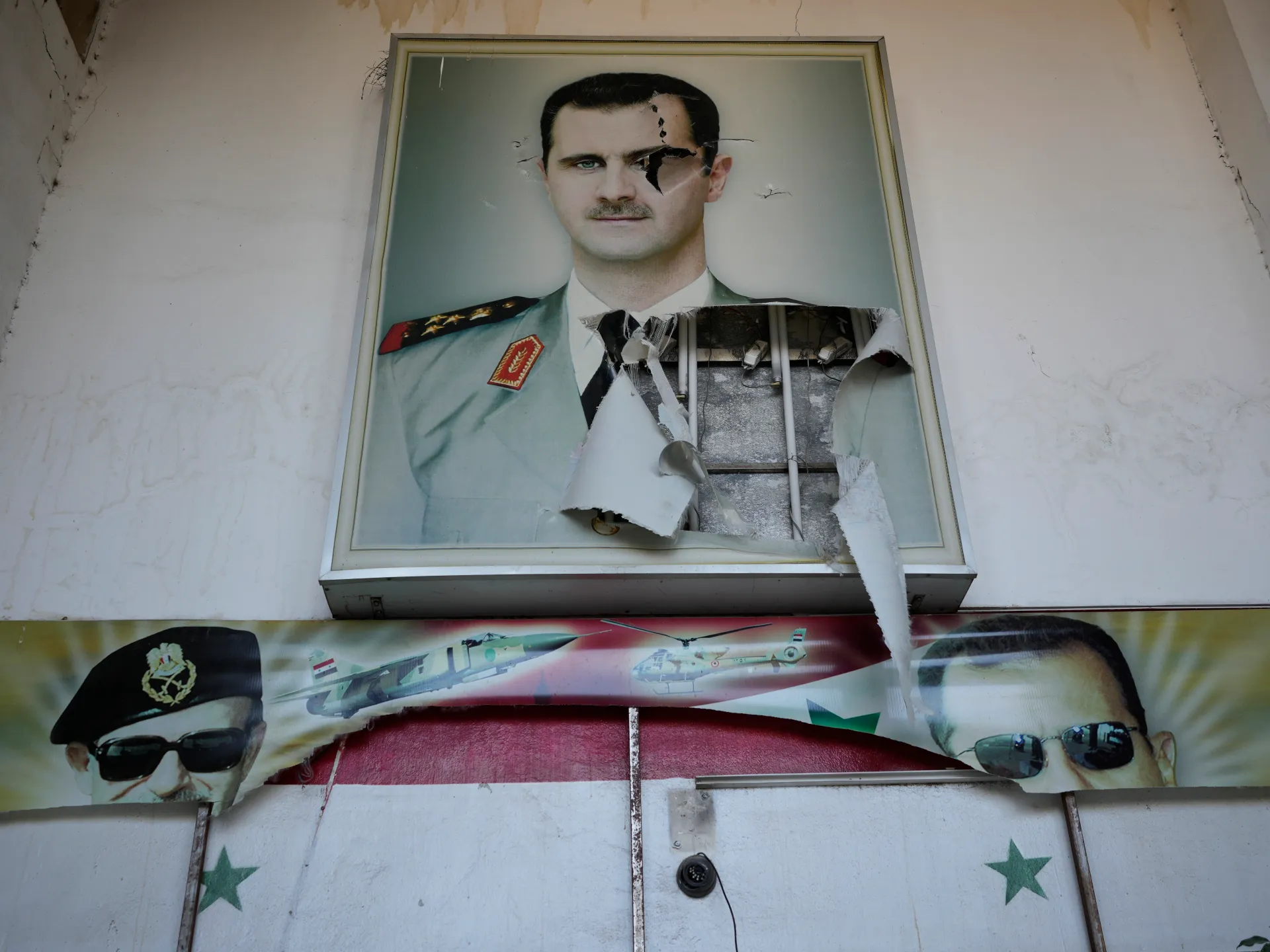 Dutch court sentences Syrian to 26 years for torturing for al-Assad