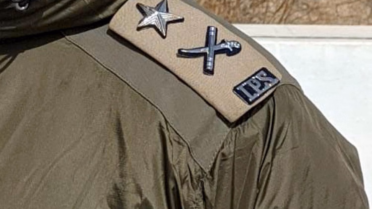 IPS: केंद्र में प्रतिनियुक्ति पर डीजी या समकक्ष रैंक में 33 अफसर पैनल में शामिल, AGMUT कैडर के छह अधिकारी
