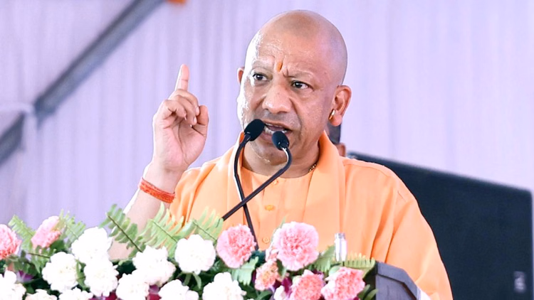 UP: मुख्यमंत्री योगी आदित्यनाथ की घोषणा, नीट अभ्यर्थियों को बस किराये में मिलेगी 50 प्रतिशत छूट
