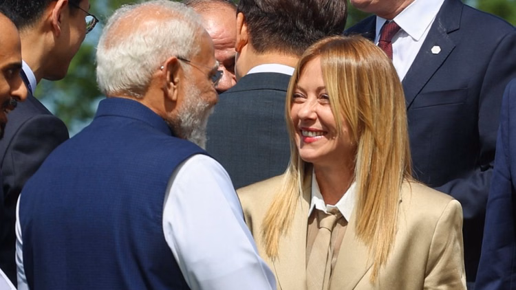जी7 सम्मेलन: 'इंस्टाग्राम पर हम सबसे ज्यादा मशहूर', मेलोनी से पीएम मोदी की मुलाकात; फिर चर्चा में मेलोडी