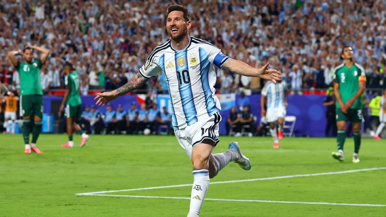 🎩 Who have scored men's World Cup hat tricks?