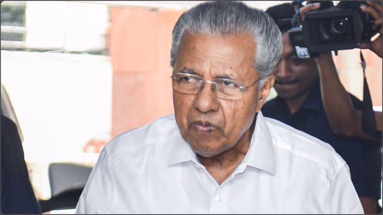Kerala: मनी लॉन्ड्रिंग केस में ED के सामने पेश हुईं वीणा विजयन, जानें क्या है पूर्व सीएम की बेटी से जुड़ा केस