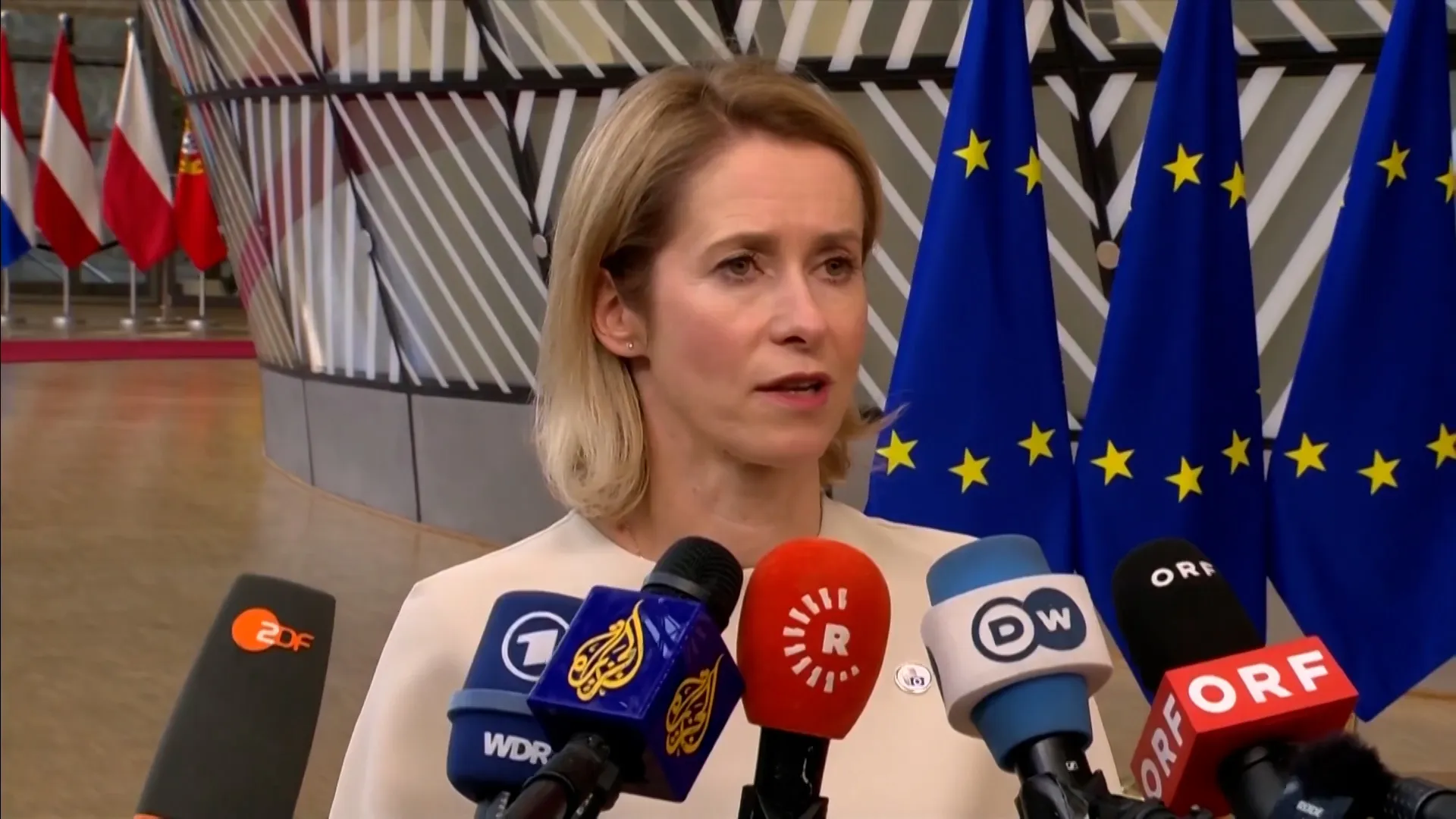 EU won’t lift key Iran sanctions until formal nuclear deal reached
