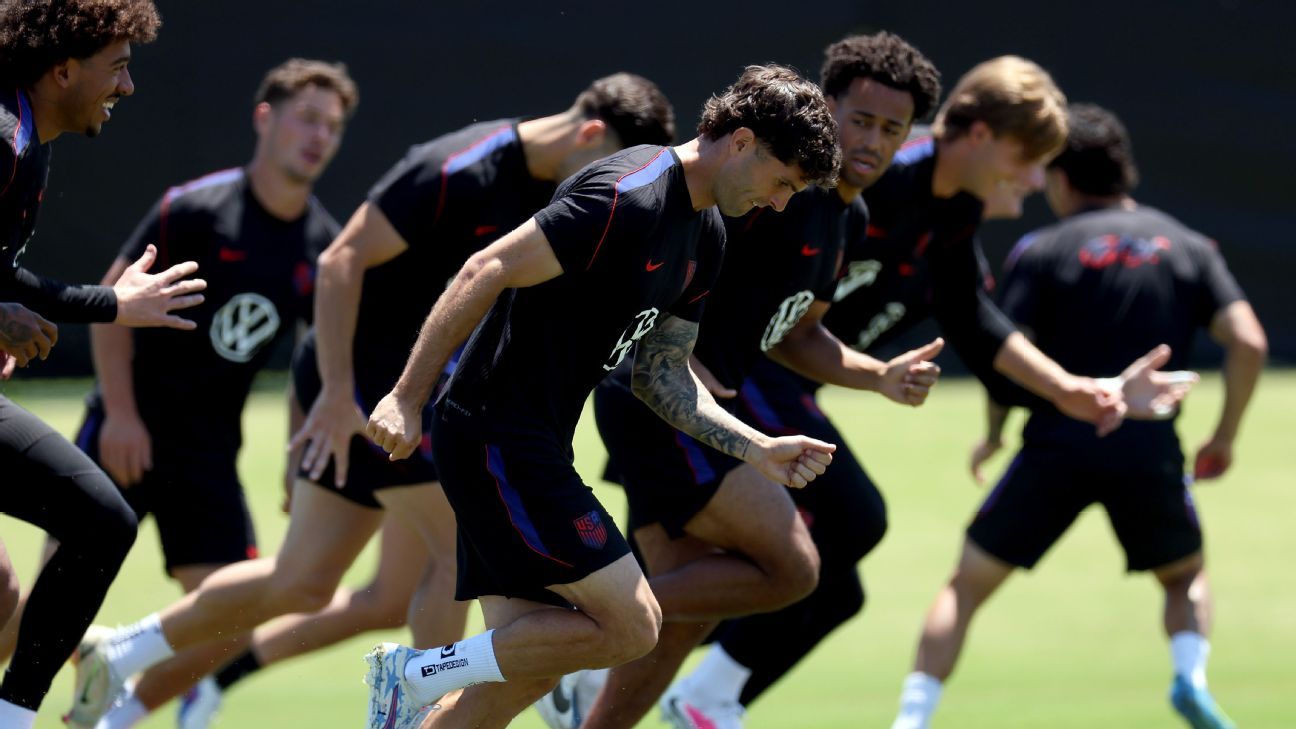 U.S. rides good vibes as Pulisic back in training