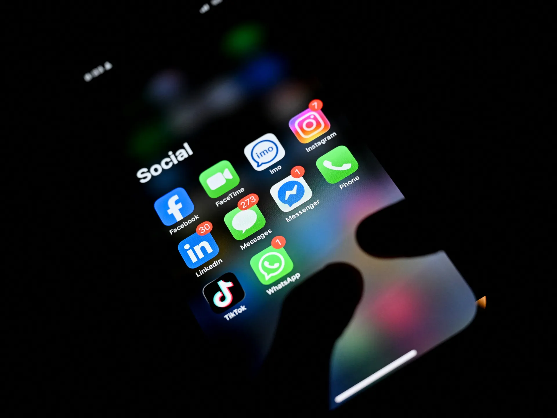 US House committee reaches bipartisan deal on social media rules for kids