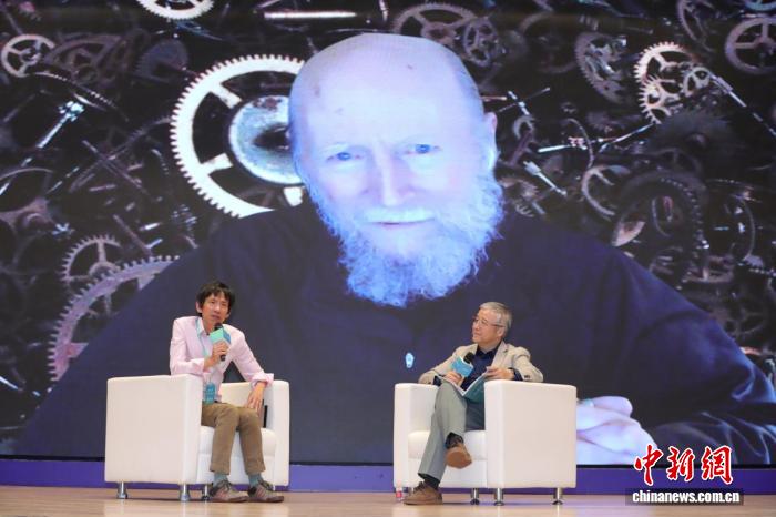 图灵奖得主vs人类学家：AI时代，人类如何找准自身坐标?