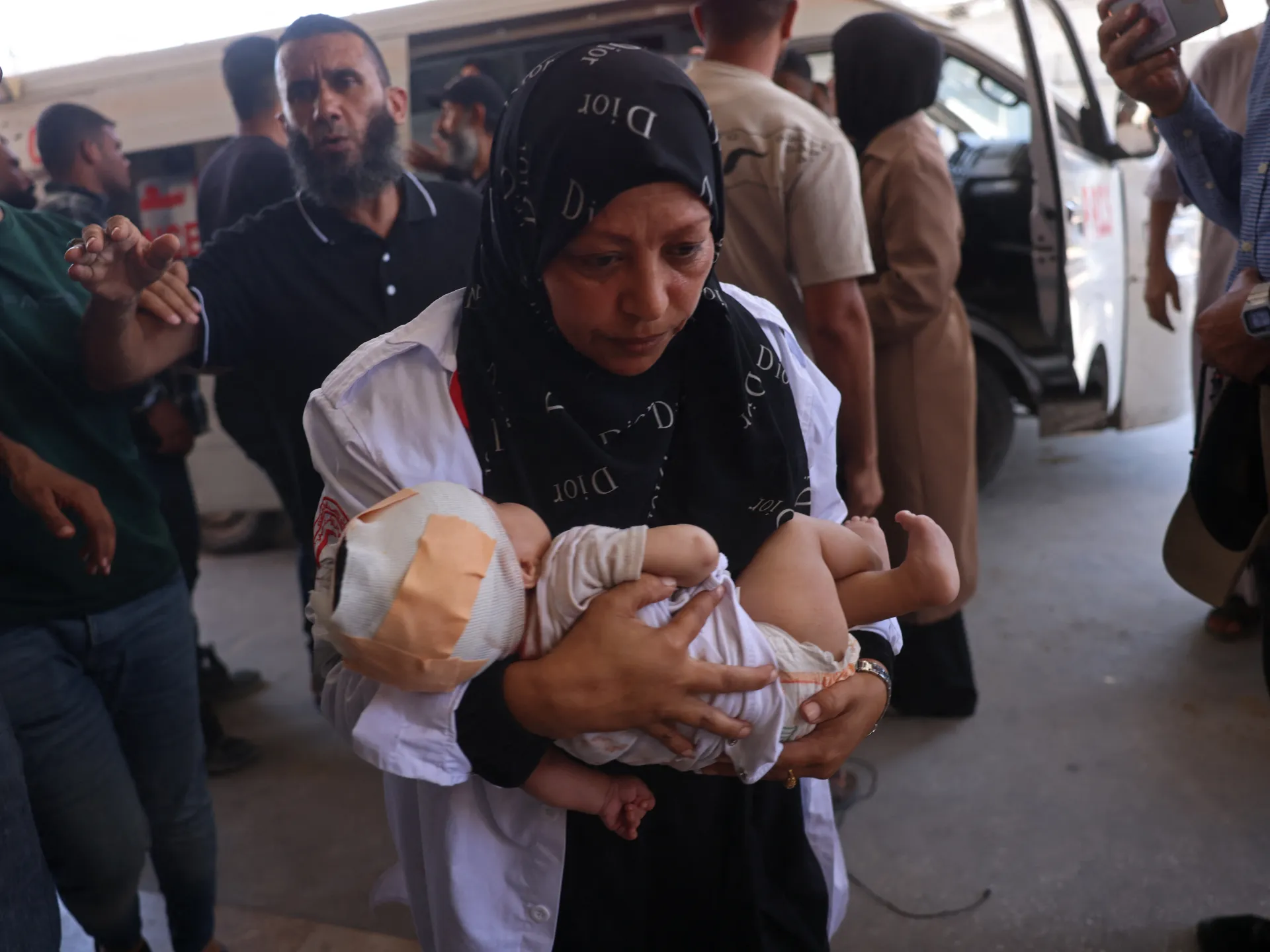 Israel kills three Palestinians in Gaza as attacks on tents continue