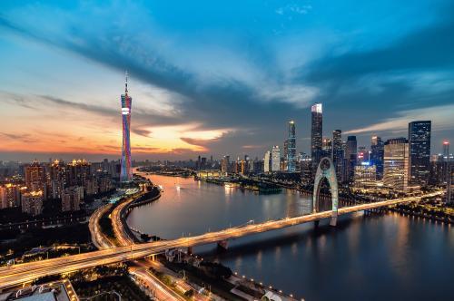 广州新沙港口岸上半年外贸汽车出口量同比增逾169%