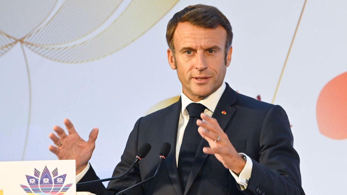 Emmanuel Macron Syria Visit: एक दशक बाद राजदूतों की दोबारा नियुक्ति पर सहमत हुए फ्रांस और सीरिया