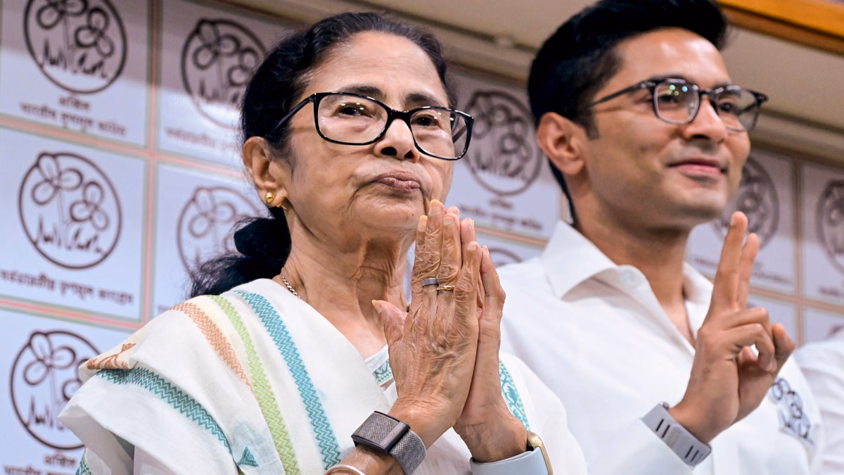 ममता को कोर्ट से राहत: पार्टी के तीनों खातों से पैसा निकाल सकेगी TMC, जानें बंगाल में अंडेबाजी पर क्या कहा?