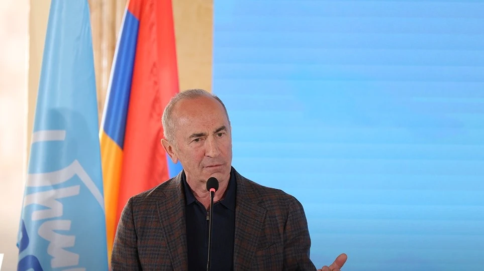 Ex-president, "Hayastan" bloc PM candidate Robert Kocharyan: We will return Mount Ararat image to Armenia passports